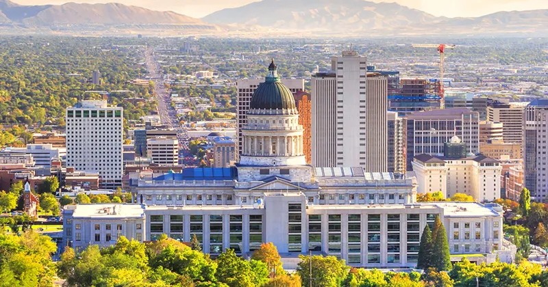 Vé máy bay STARLUX Airlines đi Salt Lake City