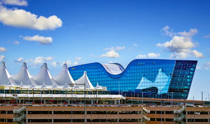Sân bay Quốc tế Denver